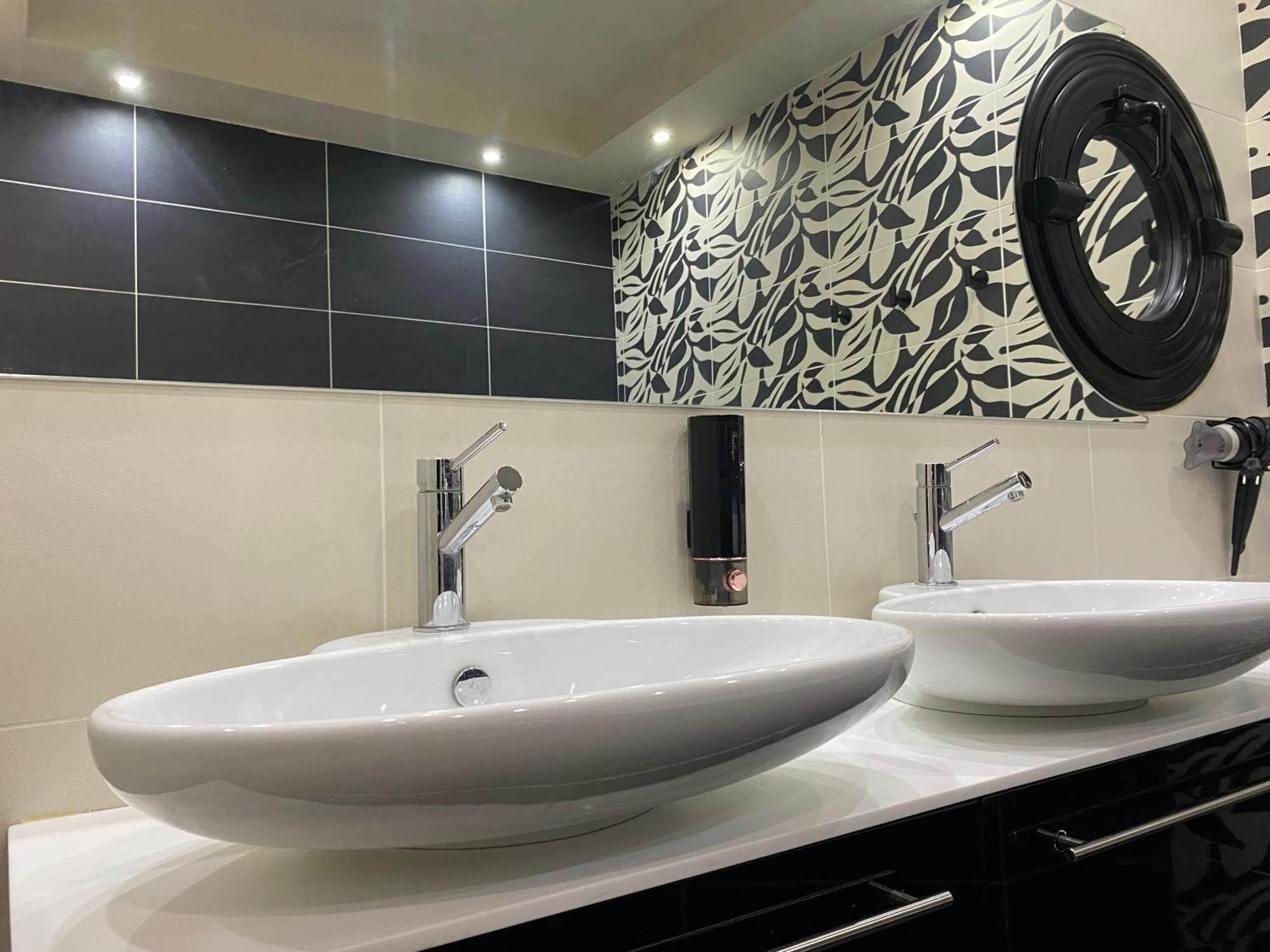 Luxury View Apartment 10Min From Athens Airport Koropi Zewnętrze zdjęcie