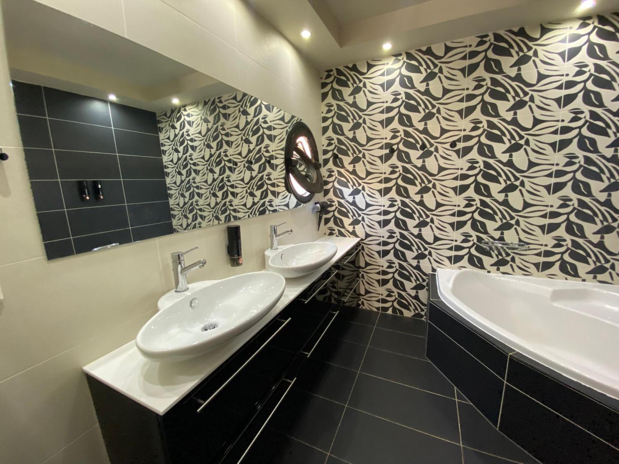 Luxury View Apartment 10Min From Athens Airport Koropi Zewnętrze zdjęcie