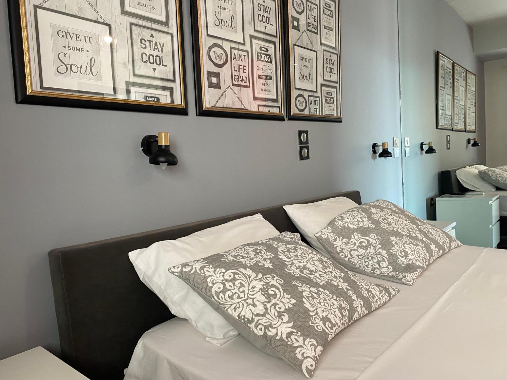 Luxury View Apartment 10Min From Athens Airport Koropi Zewnętrze zdjęcie